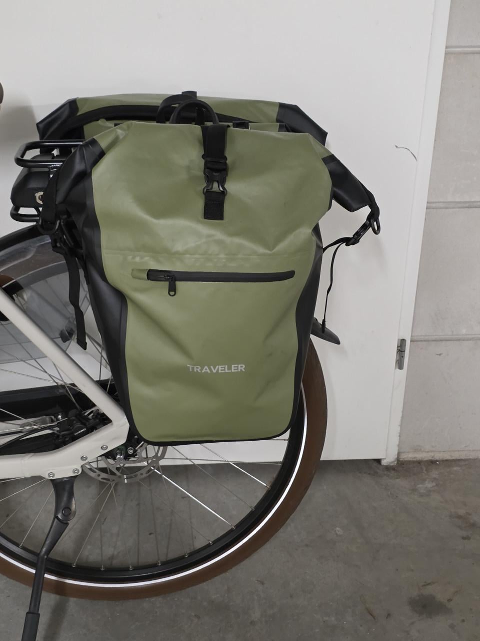 Traveler waterdichte bisonyl enkele fietstassen31 liter- Merk:Traveler   •