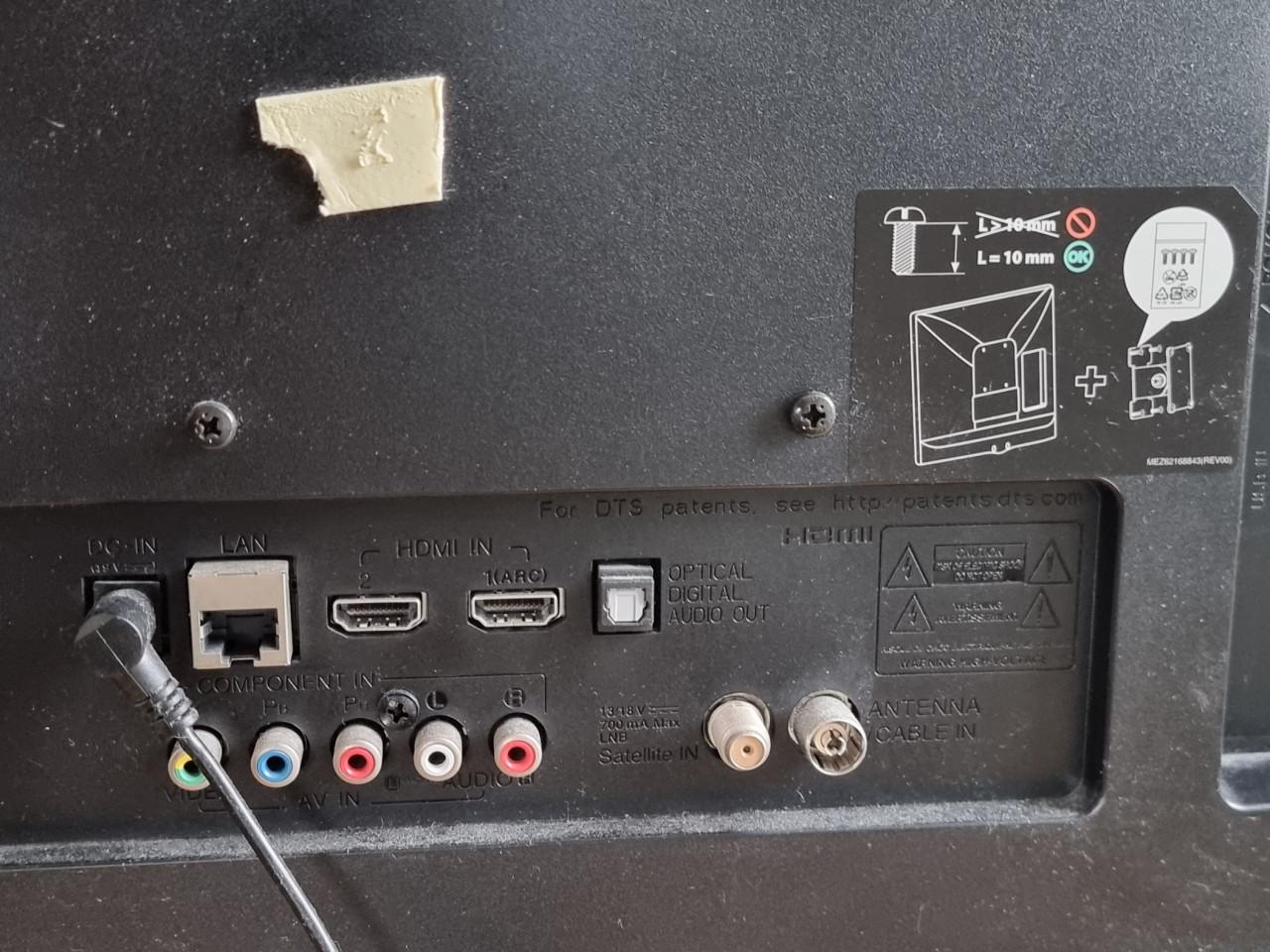 LG smart TV slaapkamer 28inch