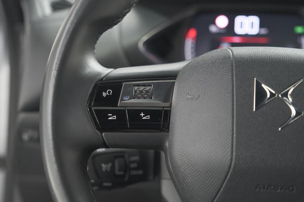 Ds Ds 3 crossback puretech 100 montmartre | parkeersensoren | apple carplay
