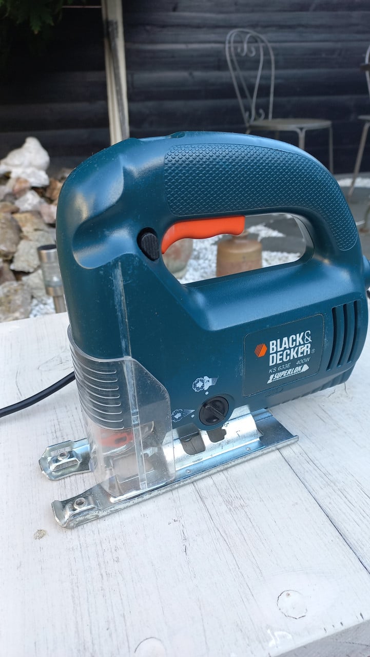Decoupeer zaagmachine