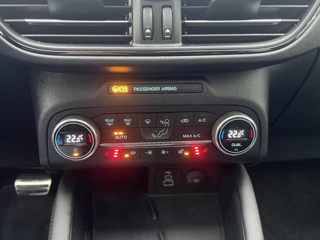 Ford Kuga 2.5 phev e-cvt 225pk st-line x , pano dak , 19inch , voorruitverw