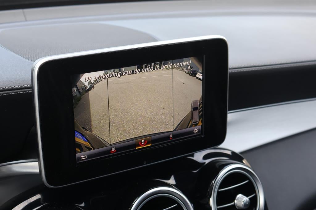 Mercedes-Benz Glc 250 4matic amg l luchtvering airmatic l camera l led high