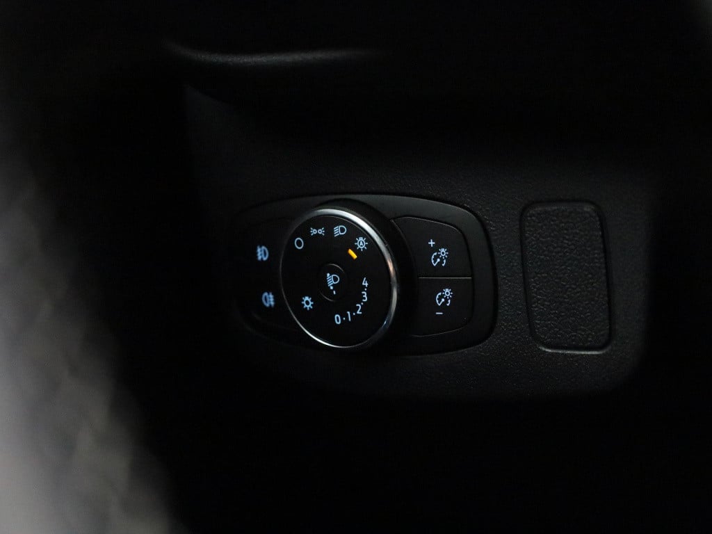 Ford Puma 1.0 ecoboost hybrid titanium | apple carplay / android auto | cru