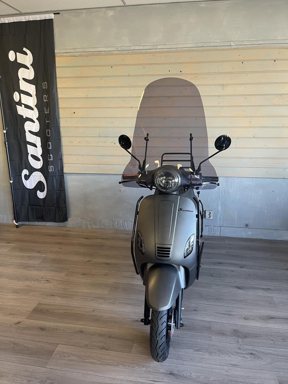 Scooterpromo Goes | Grote voorraad nieuwe SANTINI scooters