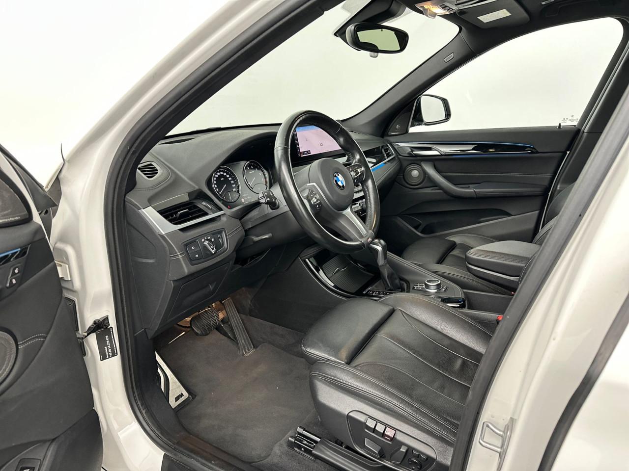 BMW X1 xDrive25e High Executive | M Sport | Head Up | Panorama | Trekhaak