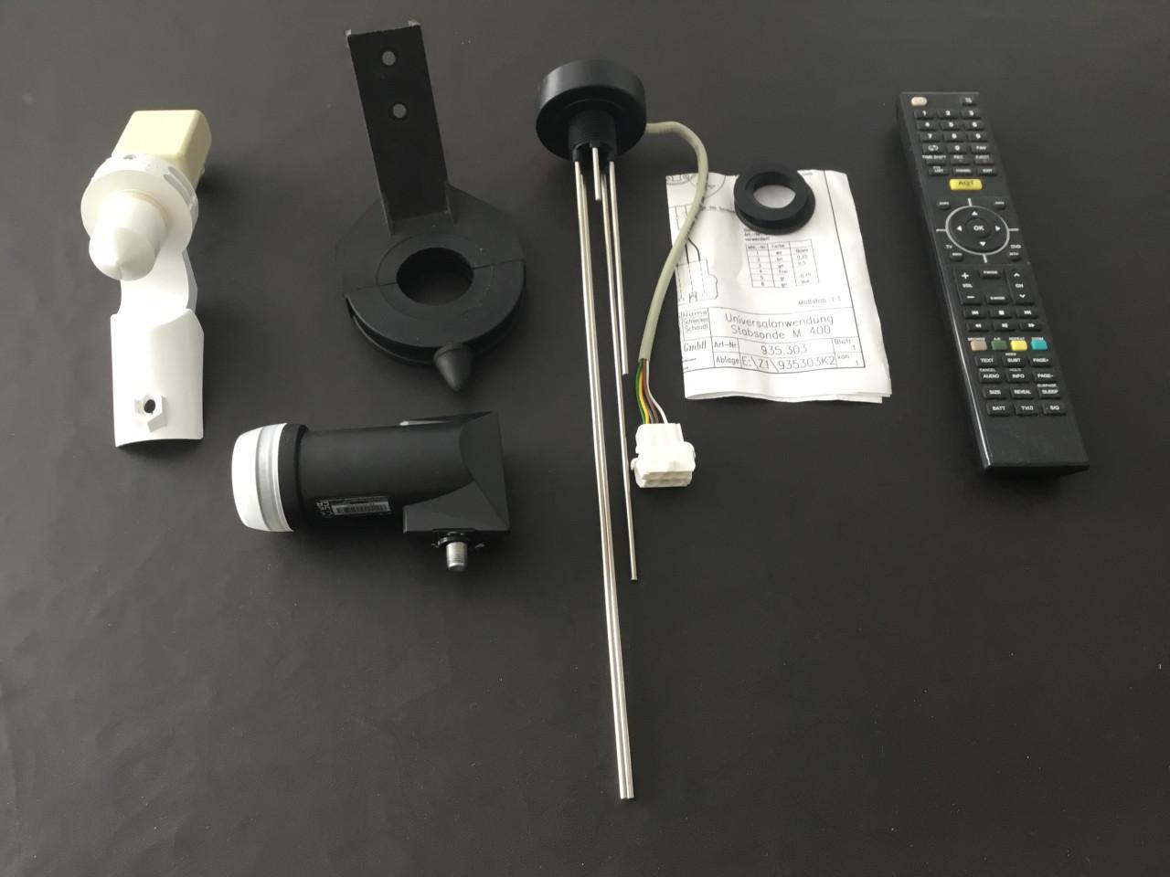 Diverse TV satelliet benodigdheden.
