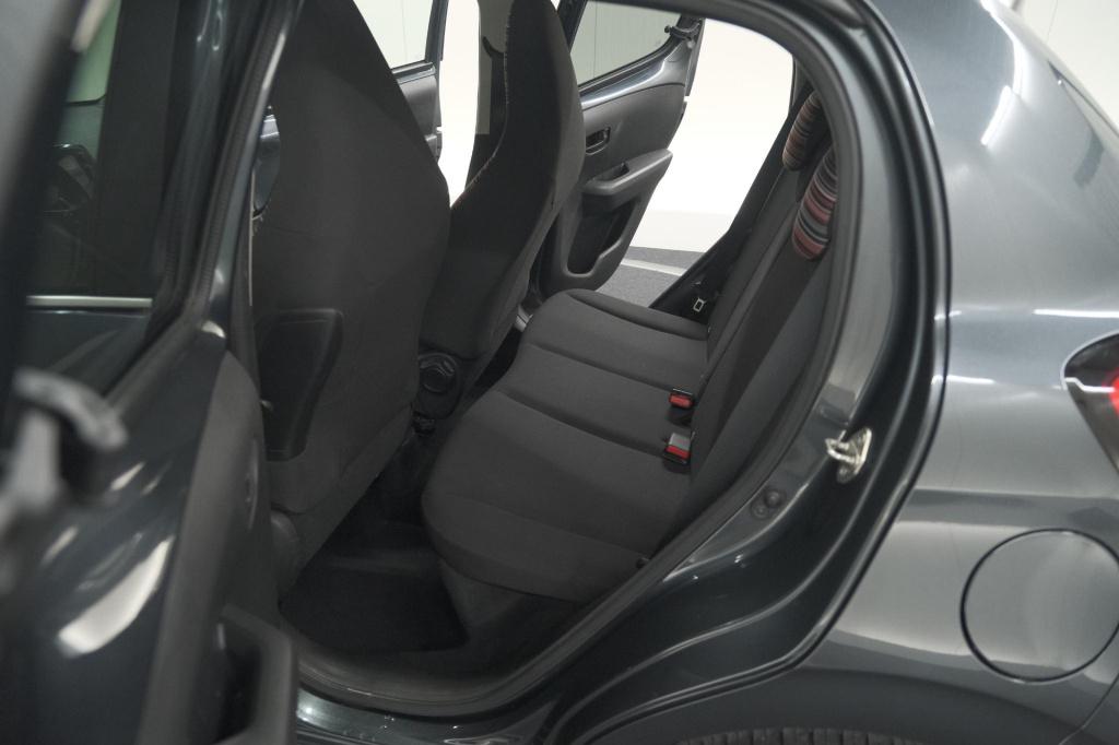 Citroen C1 1.0 vti feel | airco | bluetooth radio | getint glas | 5 deurs