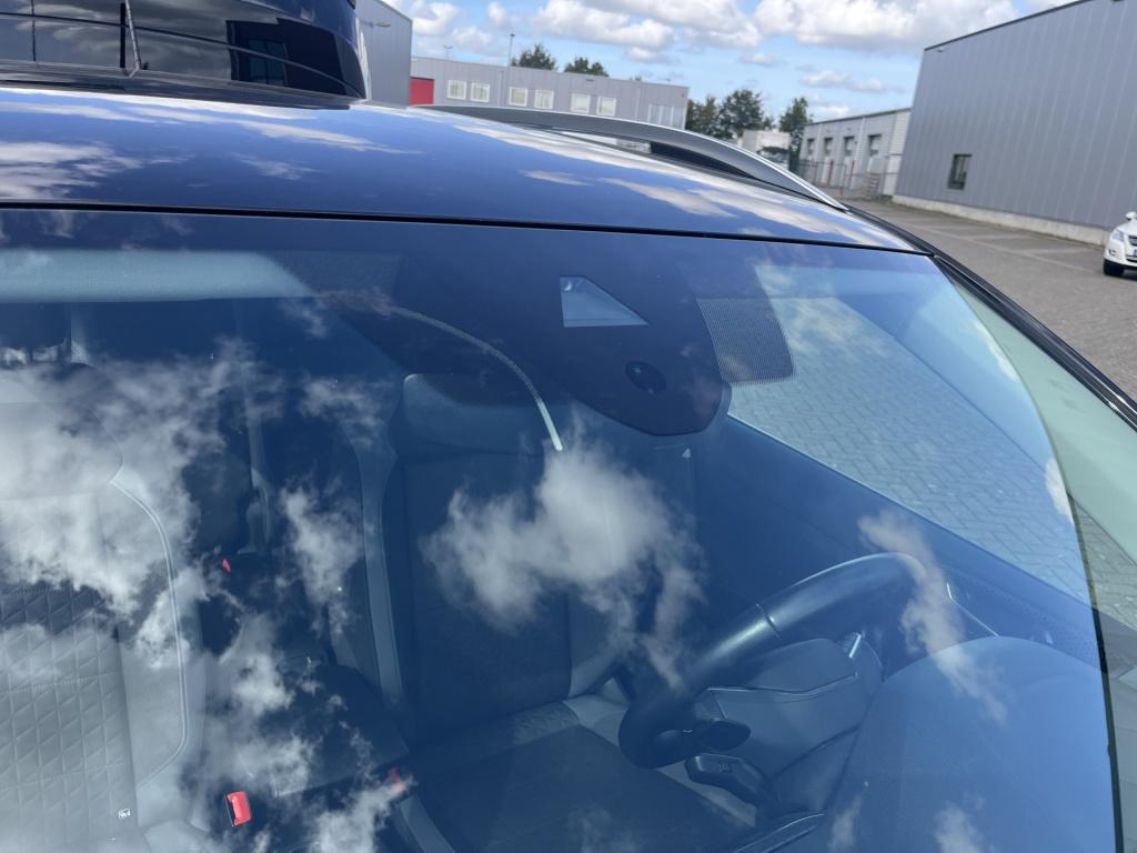 Volkswagen T-cross 1.0 tsi r-line