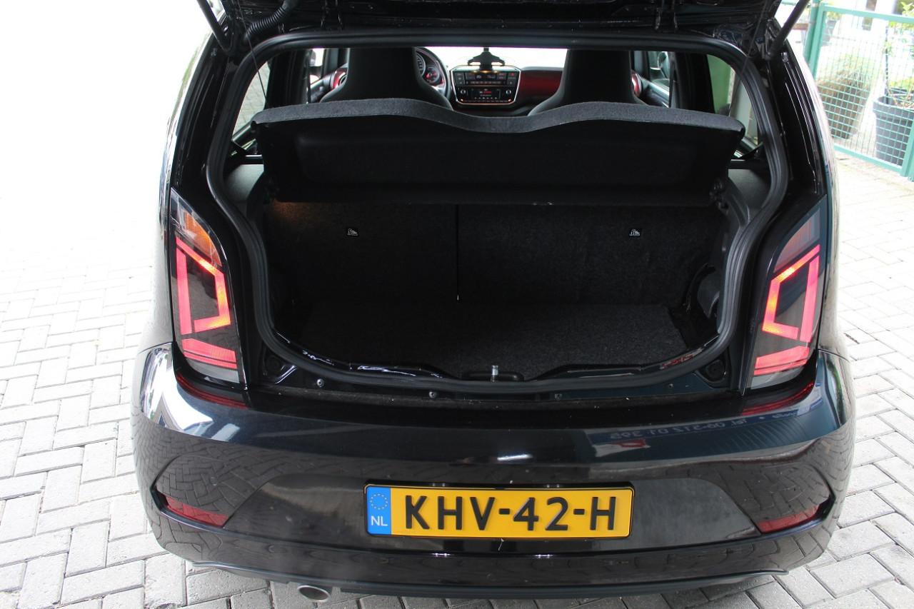 Volkswagen UP TSI GTI