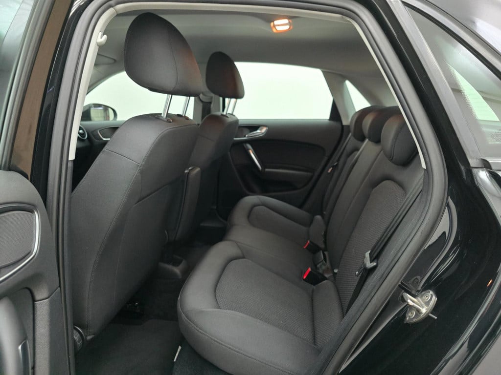 Audi A1 Sportback occasion 1.2 tfsi admired s line black edition | unieke l