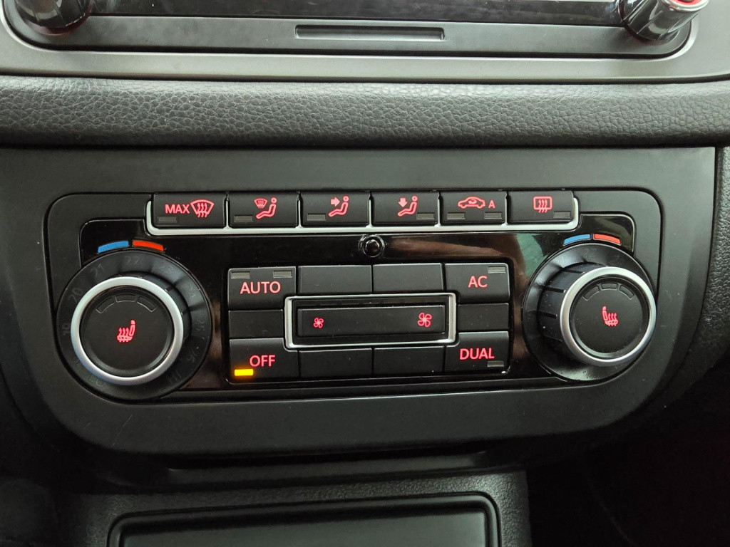 Volkswagen Tiguan occasion 2.0 tsi sport&style 4motion met panoramadak en c