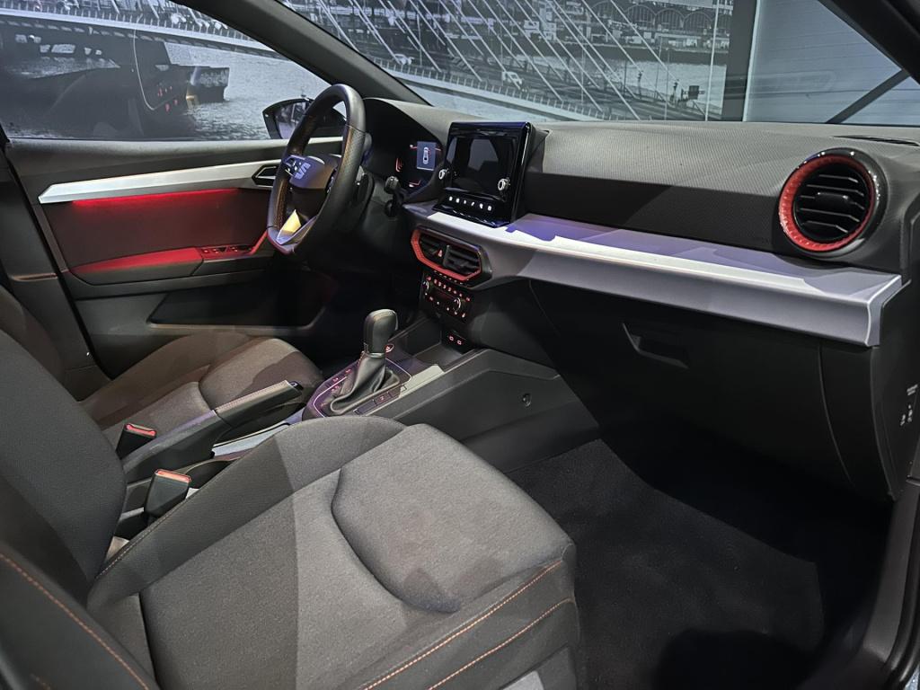 Seat Ibiza 1.0 ecotsi fr business connect *camera*keyless*winterpack*acc*le