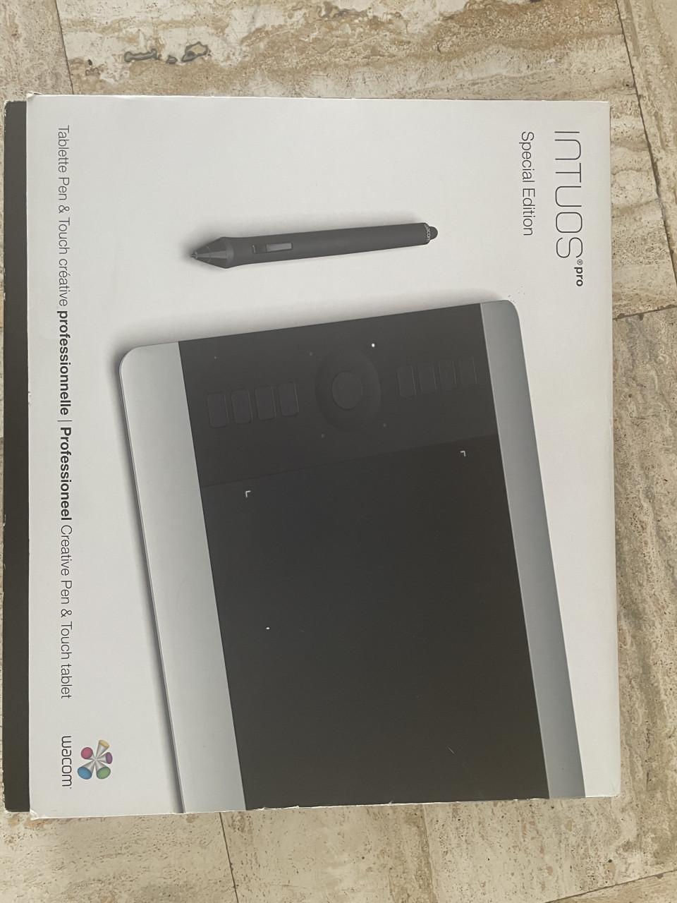 Wacomintuos pro tekentablet