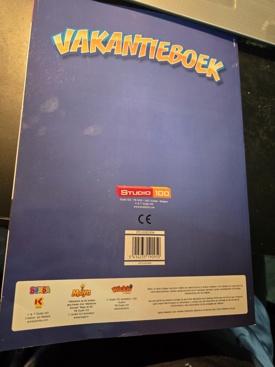 Vakantieboek Studio 100, een boek vol activiteiten.