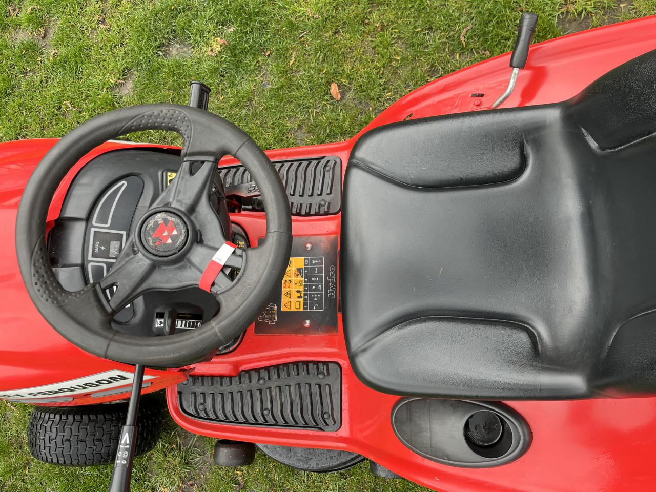 Zitmaaier Massey Ferguson Hydrostaat