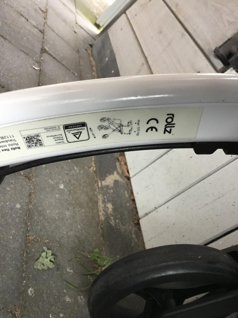 Rollator rolls flex