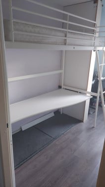Hoogslaper met afneembare bureauplank