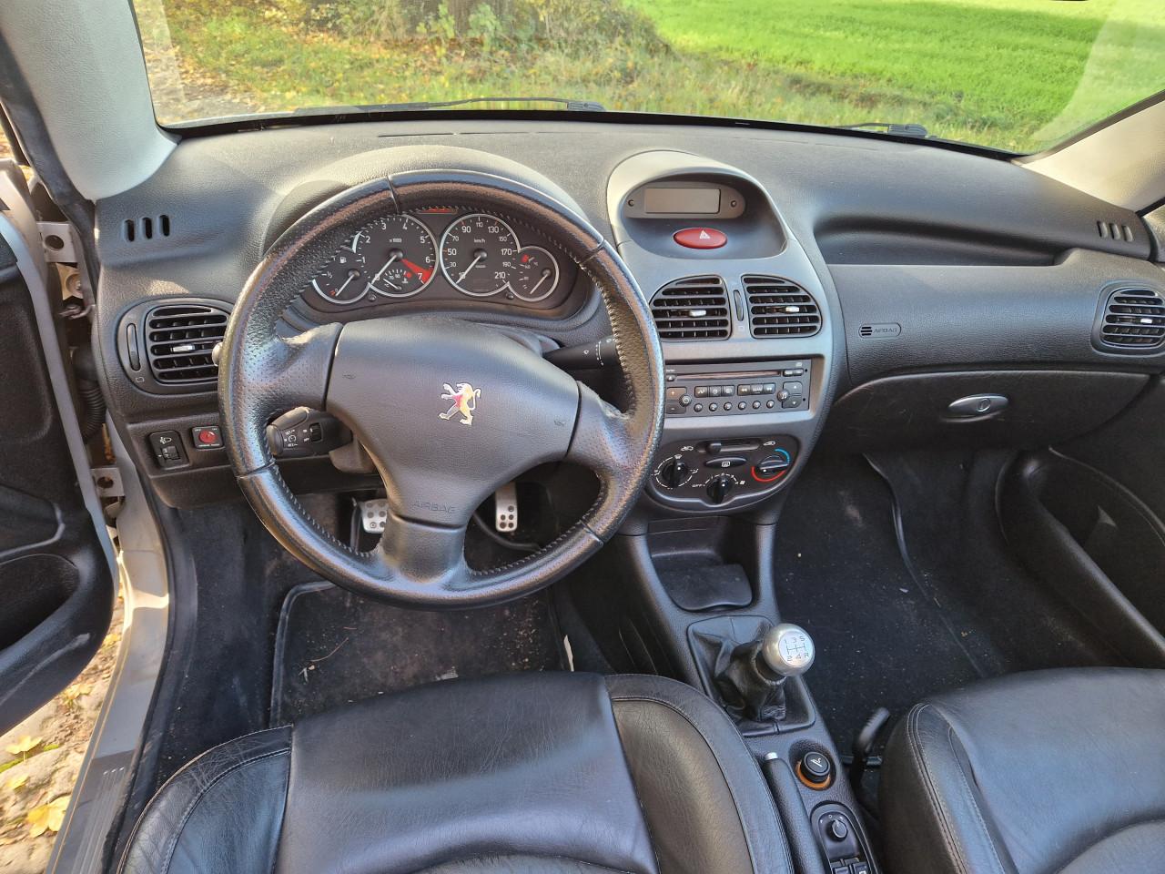 PEUGEOT 206CC