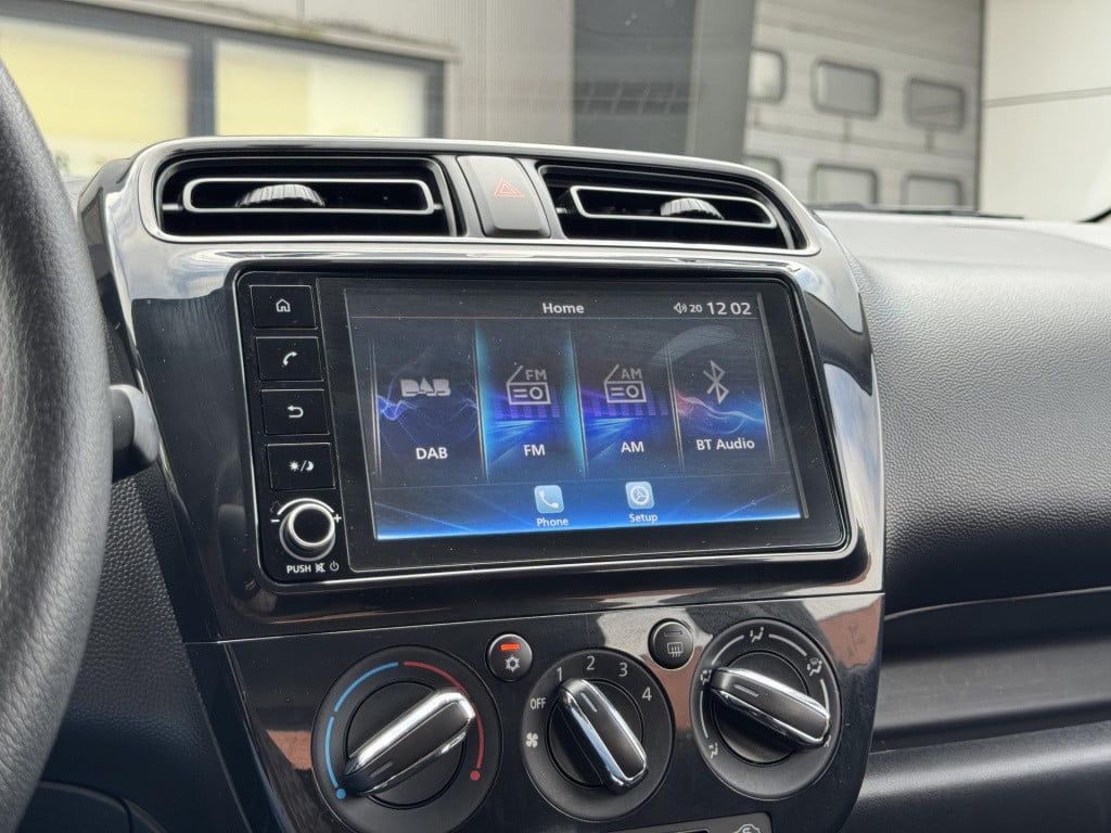Mitsubishi Space Star 1.2 connect+