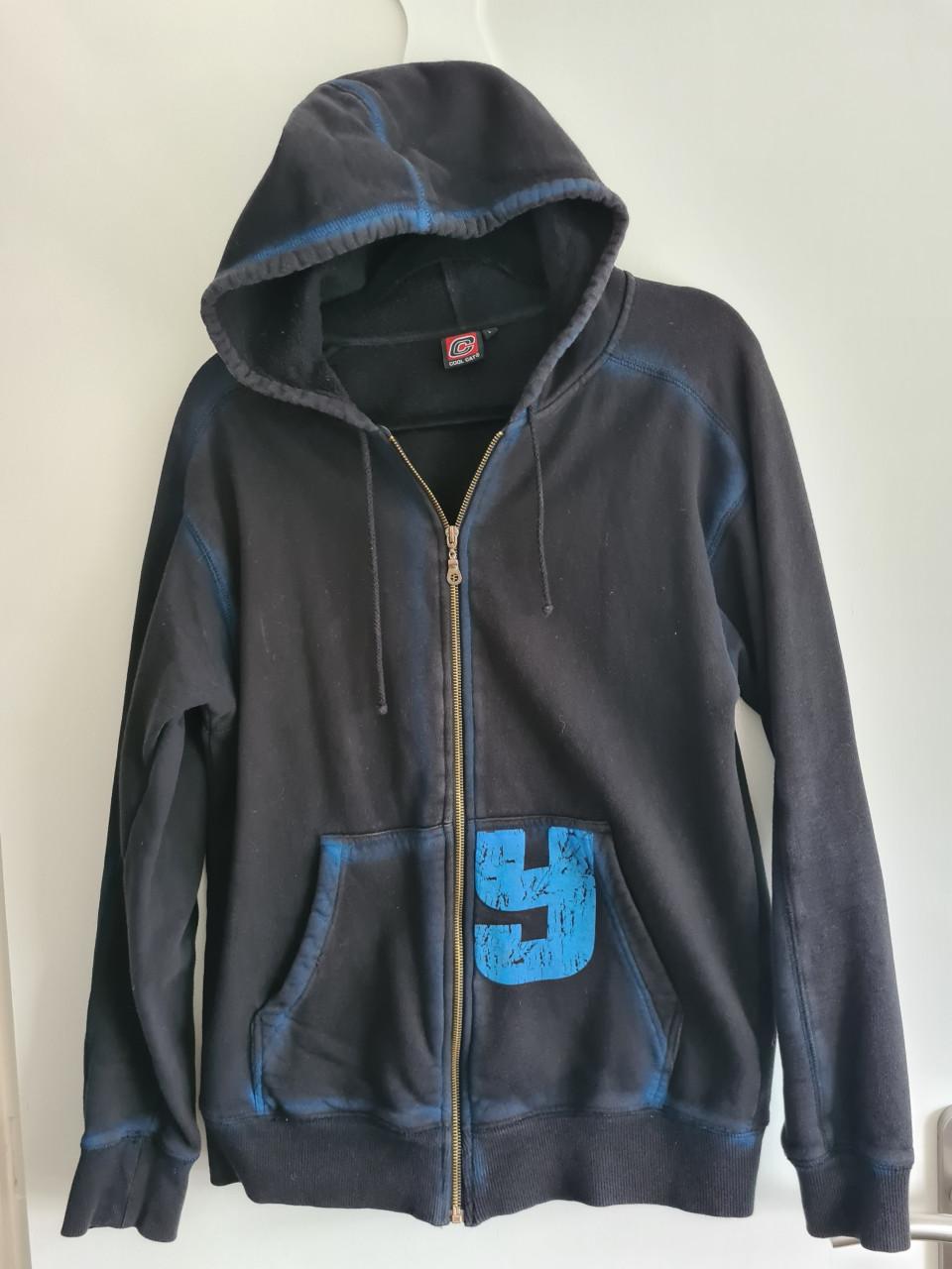 Zwart met blauw hoodie vest van Coolcat Maat L