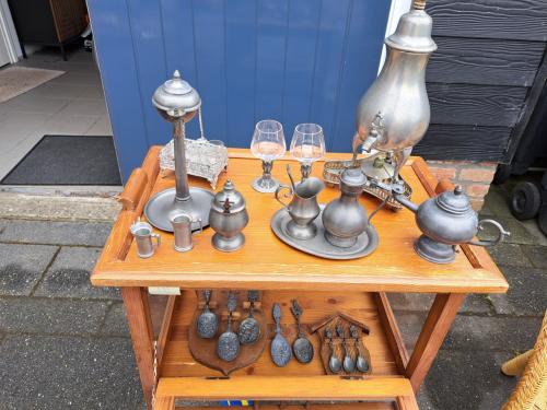 Te koop, Tinnen verzameling