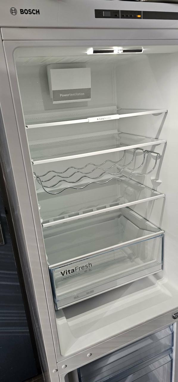 Bosch koel-vriescombinatie KGV33VW31S in prima staat