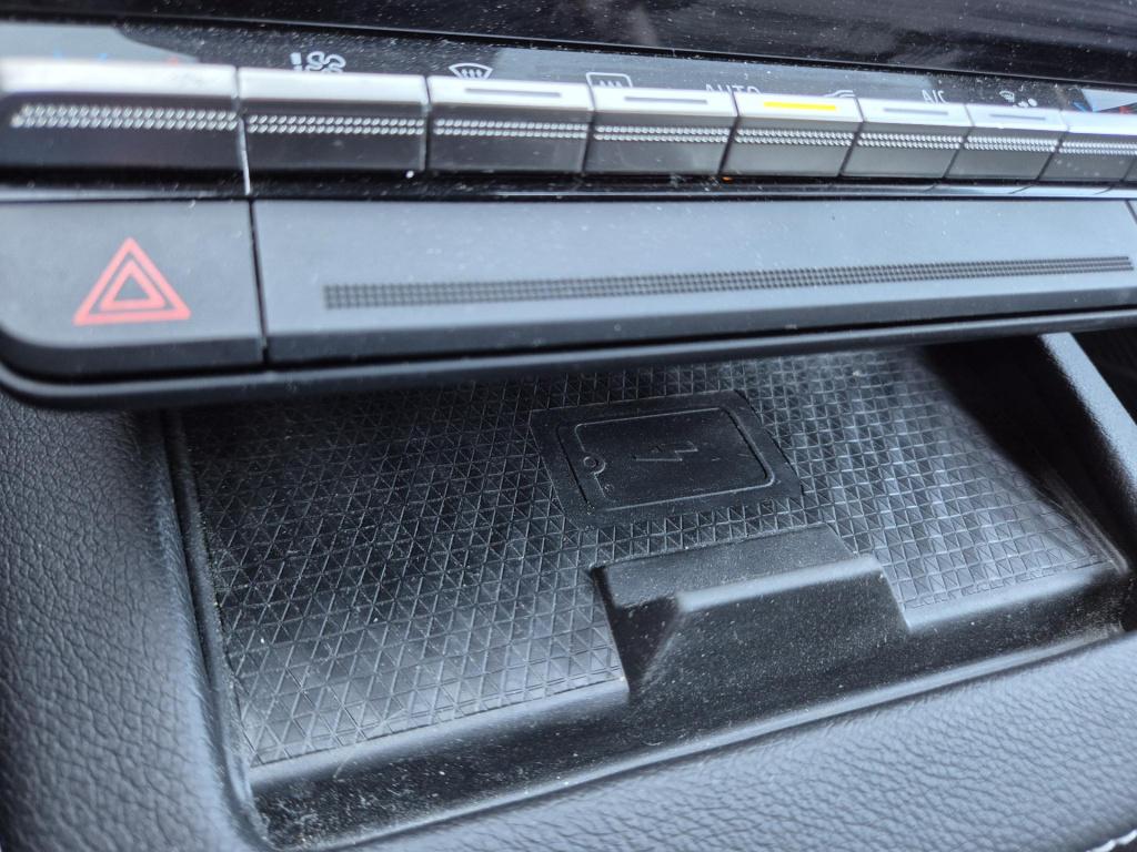 Renault Megane E-tech ev60 optimum charge techno 360° camera, blind spot de
