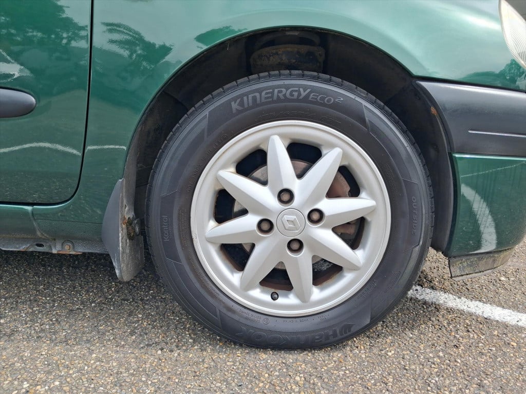 Renault Clio 1.6 rn automaat