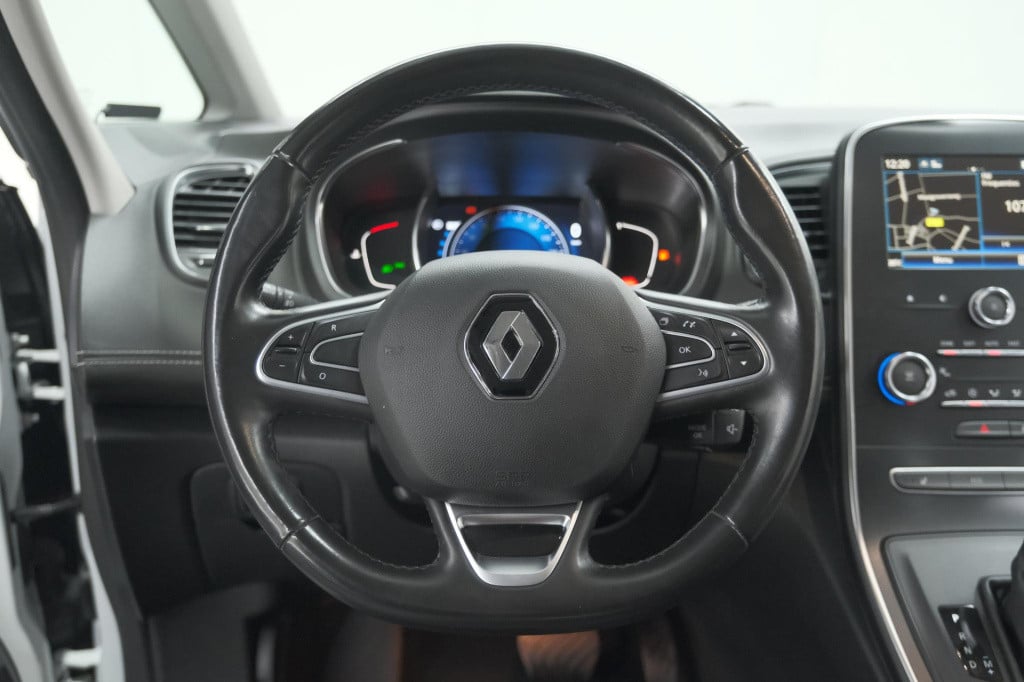 Renault Grand Scenic tce 140 edc intens | 7 zitplaatsen | trekhaak | camera