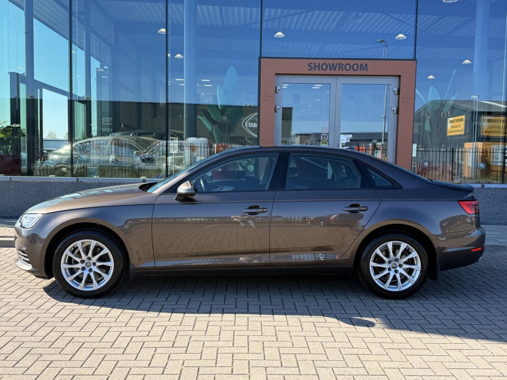 Audi A4 limousine | achteruitrijcamera | keyless | digital dash | 2.0 tfsi