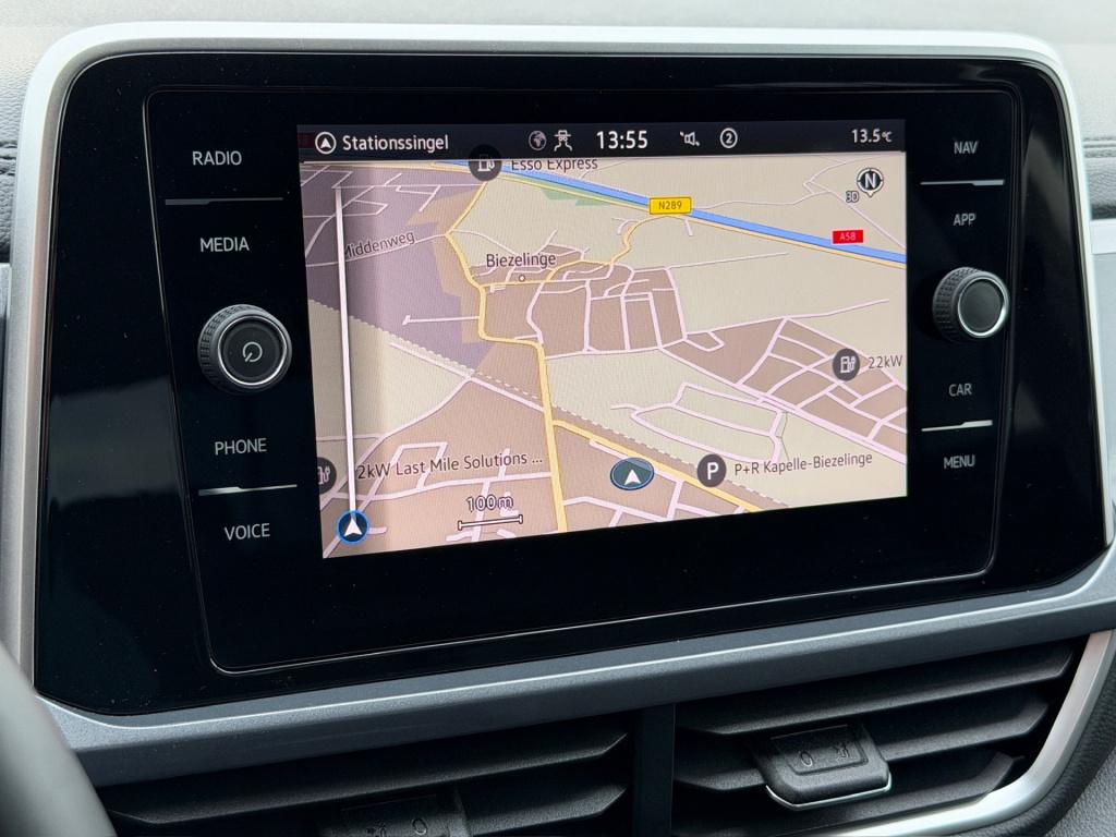 Volkswagen T-roc 1.5 tsi 150pk dsg style | navi | camera | ergo stoel | rij