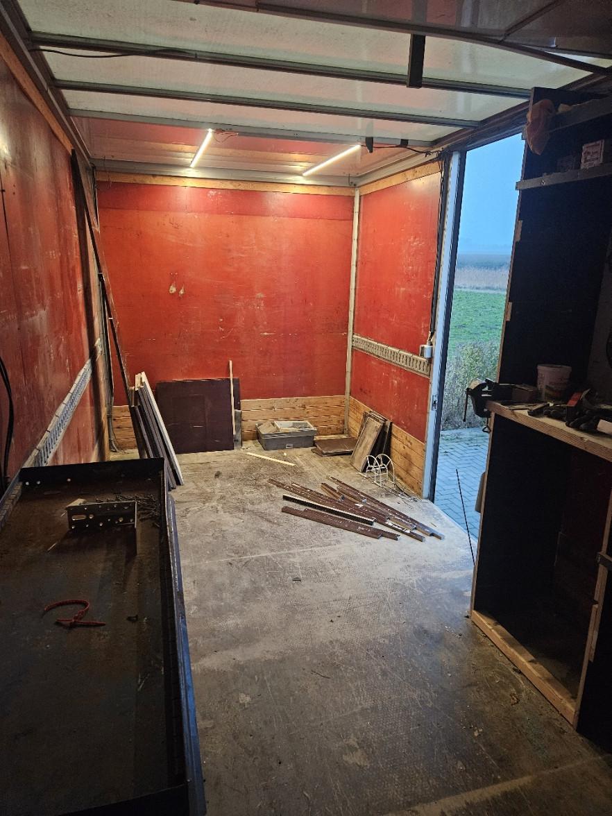 Nissan Atleon 185pk Laadklep 1250kg