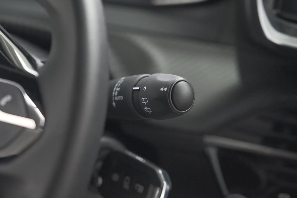 Peugeot 2008 puretech 130 eat8 blue lease allure | camera | navigatie | par