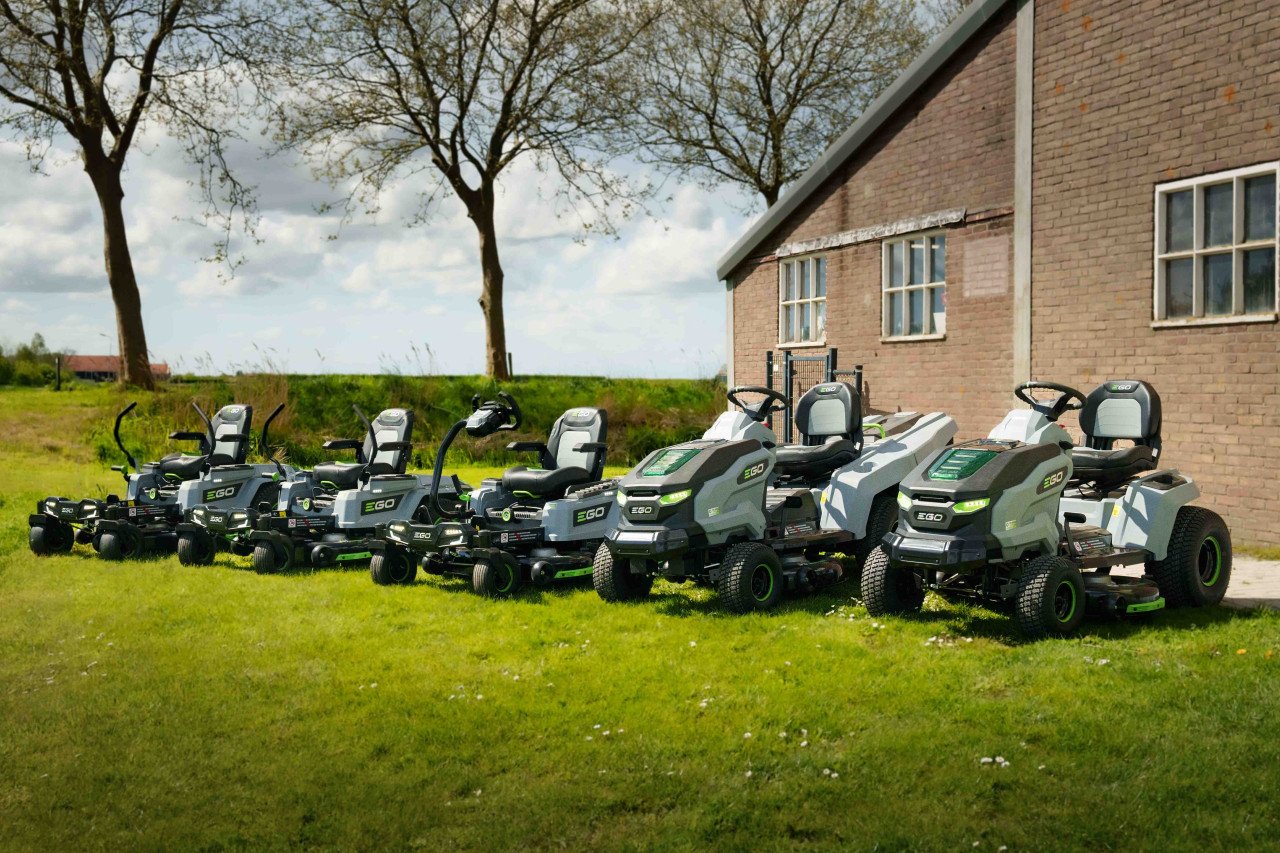 EGO zero turn accu zitmaaier 107cm