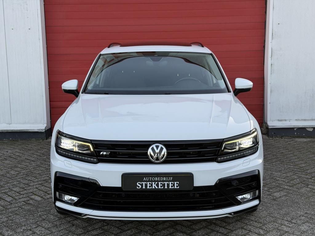 Volkswagen Tiguan 2.0 tsi 4motion highline | pano | acc | carplay | rijklaa