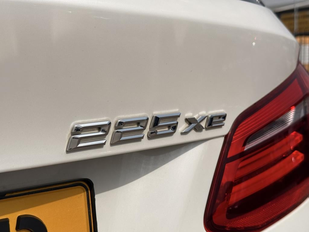 BMW 2-serie active tourer 225xe iperformance centennial executive | pano | 