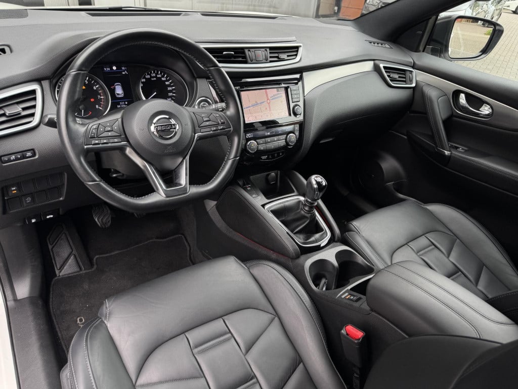 Nissan Qashqai 1.3 dig-t tekna + | trekhaak | panoramadak | nappa leder | a
