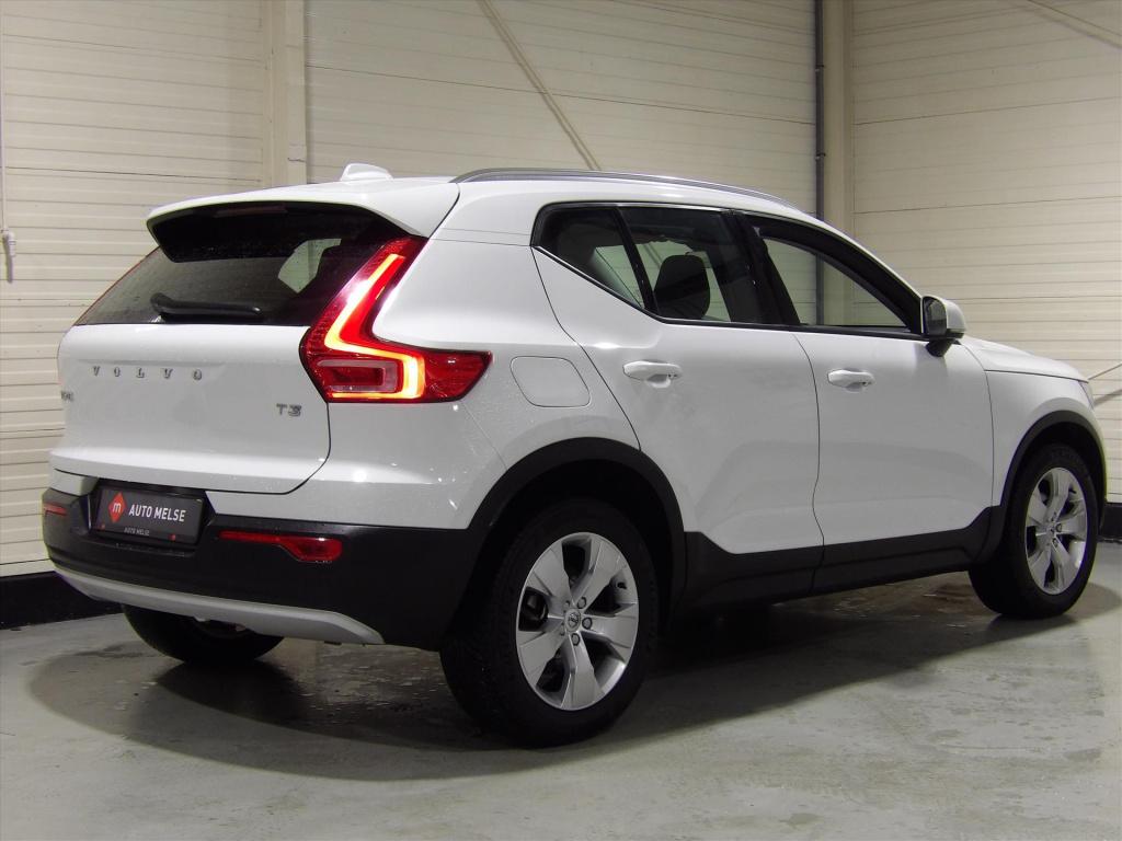 Volvo XC40 t3 163pk geartronic momentum pro