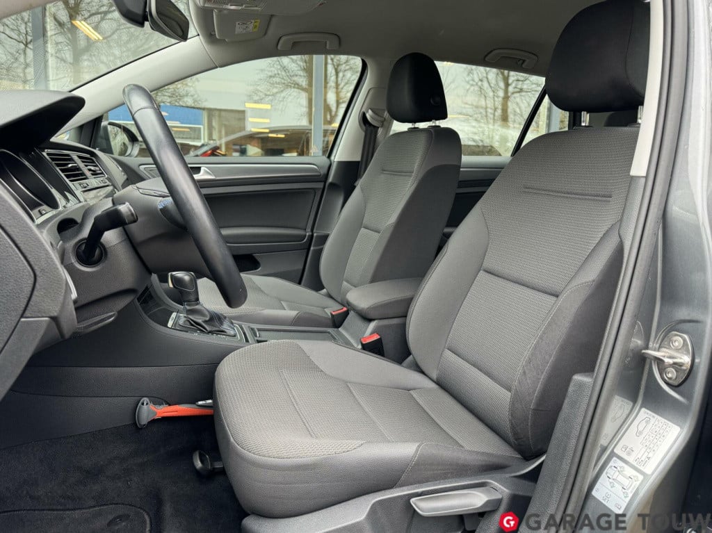 Volkswagen E-golf e-dition 35,8 kwh warmtepomp