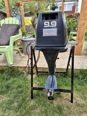 Yamaha 9.9  4 takt. buitenboordmotor met electrische start, kort staart.