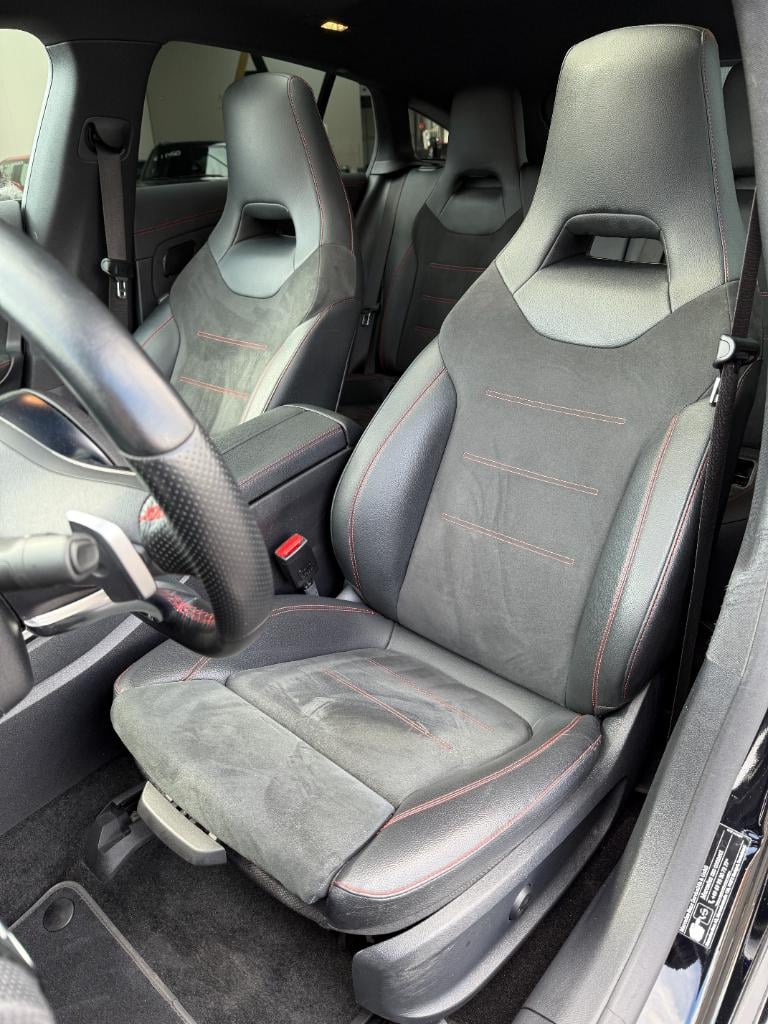 Mercedes-Benz Cla 250 e amg premium plus night - full option