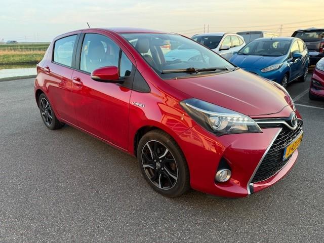 Toyota Yaris 1.5 hybrid dynamic | nieuw binnen | automaat | camera achter |