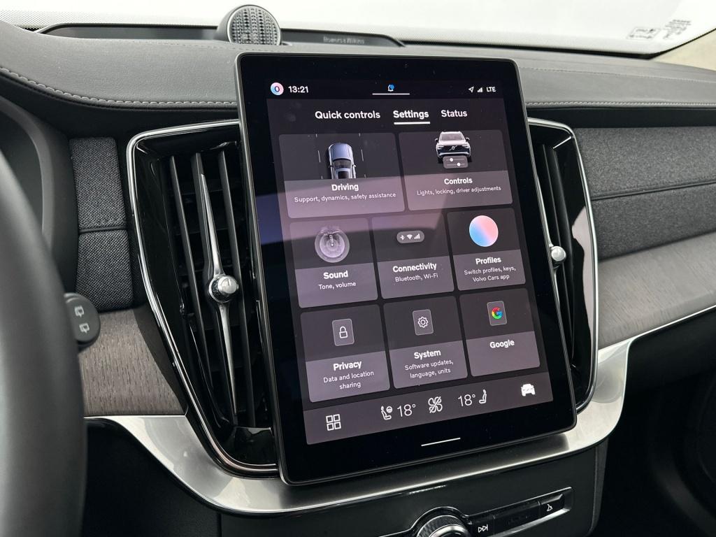Volvo XC90 t8 455pk recharge ultra dark| b&w audio| trekhaak| luchtvering