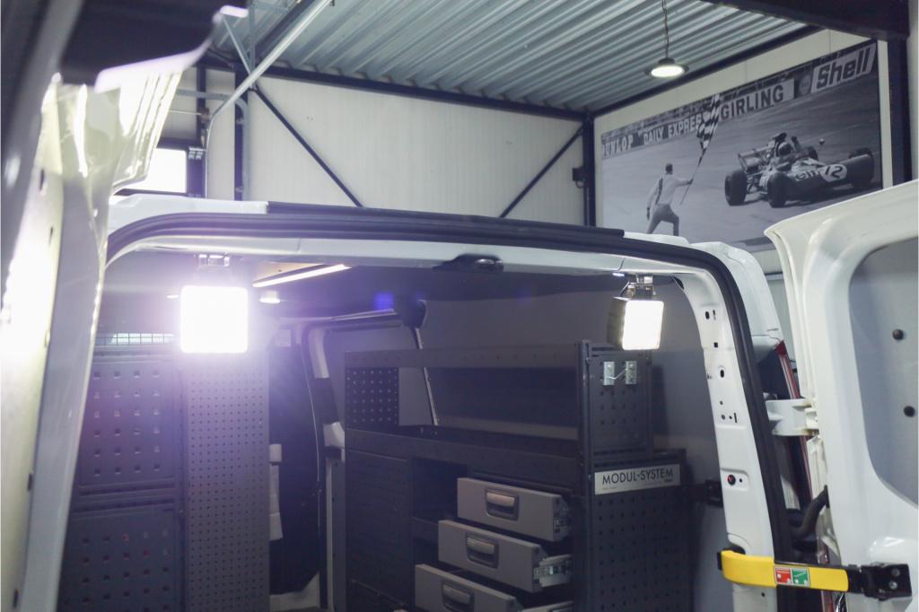 Ford Transit Custom 300 2.0 tdci l2h1 limited 2x schuifd. i inrichting i  c