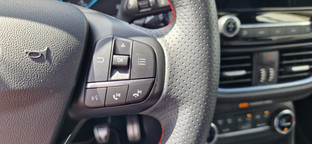 Ford Fiesta 1.0 ecoboost st-line | navi | carplay | cruise control | parkee