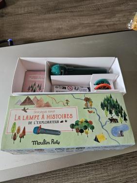 Moulin vintage Roty Storybook Torch: Explorer's Lamp nieuw