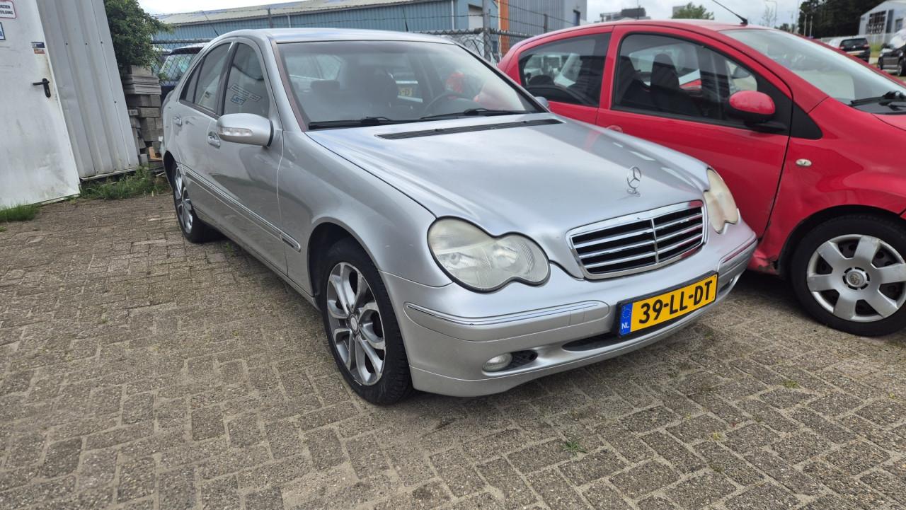 Mercedes C180 Kompressor BJ 2003 211.000Km