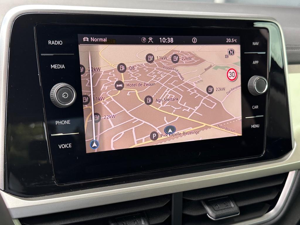 Volkswagen T-roc 1.5 tsi 150pk move | navi | carplay | stoelverwarming | ri