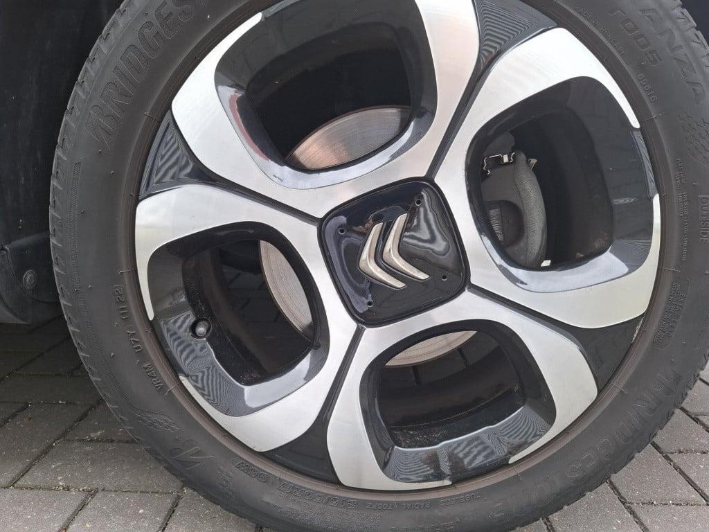 Citroen C3 Aircross suv 130 shine automaat pano/leer/trekhaak