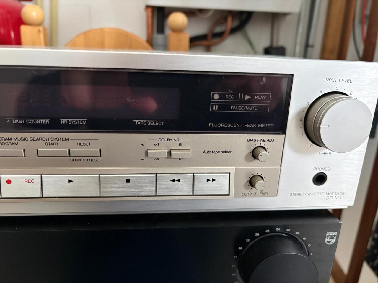 Denon DRM-11 cassette deck